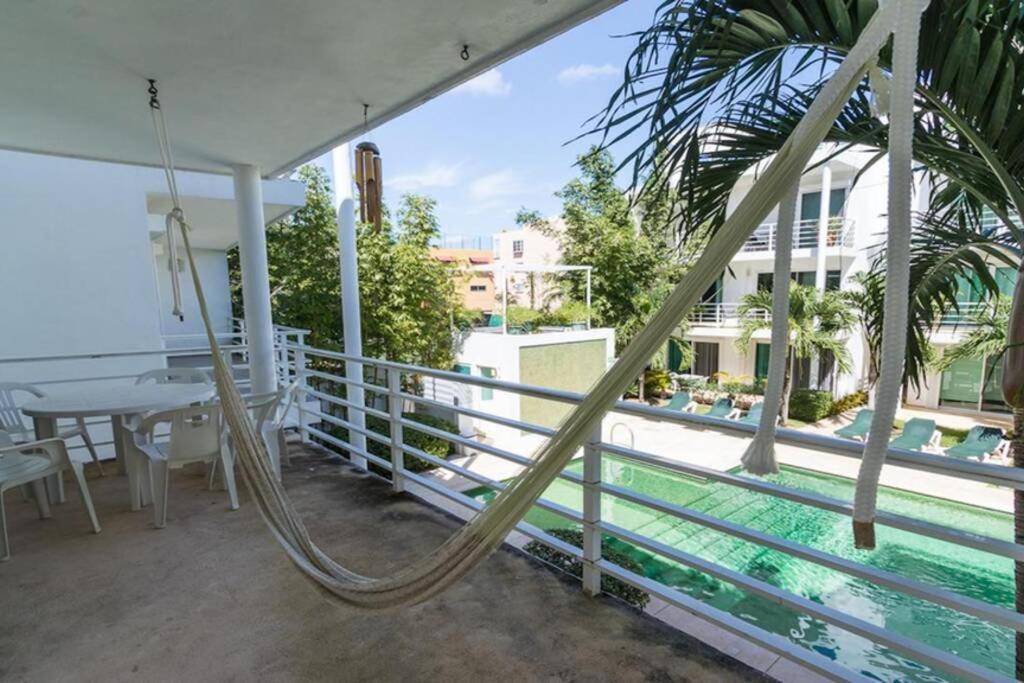 Poolside Tranquil Apartment In プレヤデルカーメン エクステリア 写真